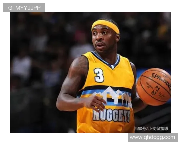 赫伯特琼斯的篮球之路与职业生涯的辉煌成就探讨