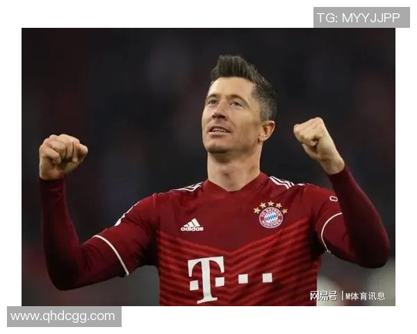 莱万重返安联球场引发拜仁球迷愤怒怒斥其背叛与忘恩负义